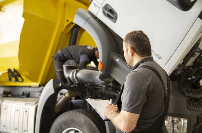 How To Troubleshoot Engine Problems in Commercial Trucks